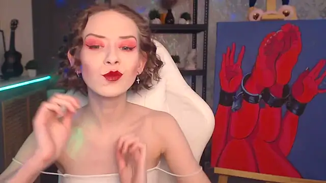 Snapshot of FascinatingEyess chatting on 02.04.26 FascinatingEyess online show from 02.04.26