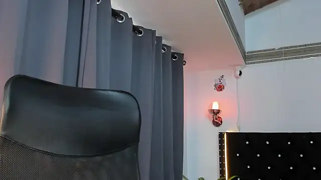 taniasweetxx online show from 12.15.24