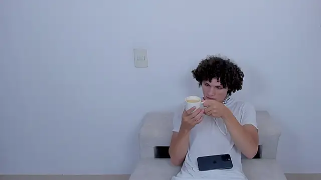 laurent nova online show from 03.10.25