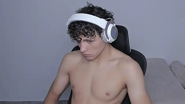 laurent nova online show from 09.28.25