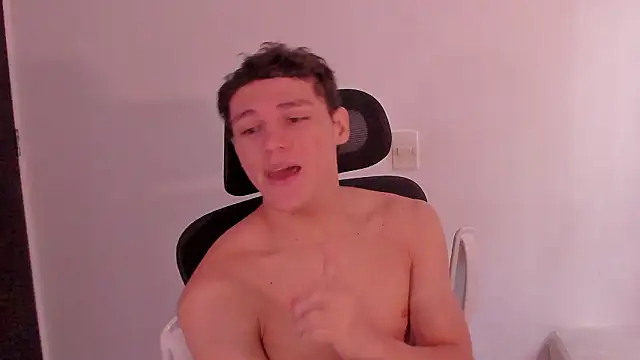 laurent nova online show from 03.18.26