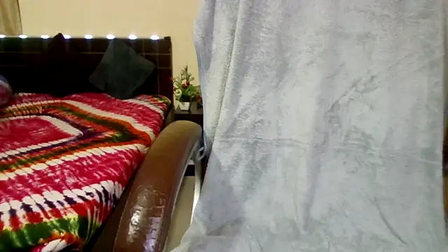 Snapshot of Queenhimanshi chatting on 02.05.26 Queenhimanshi online show from 02.05.26