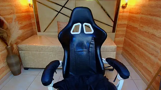 Dakotha v  online show from 12.20.25