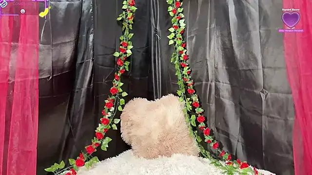 Snapshot of Sweet_Qteman chatting on 02.14.26 Sweet Qteman online show from 02.14.26