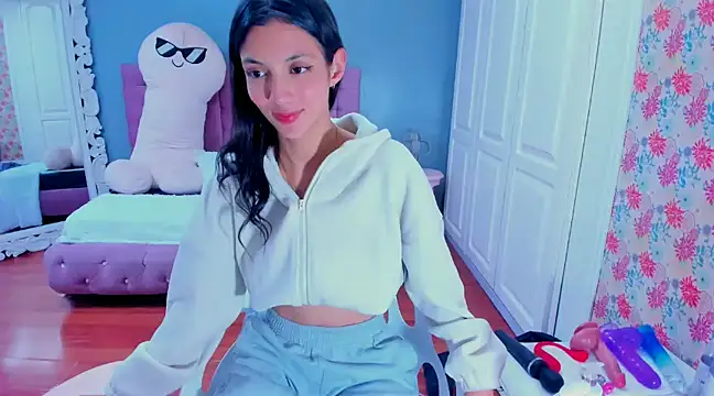 Snapshot of Iris_Stone_ chatting on 01.17.25 Iris Stone online show from 01.17.25