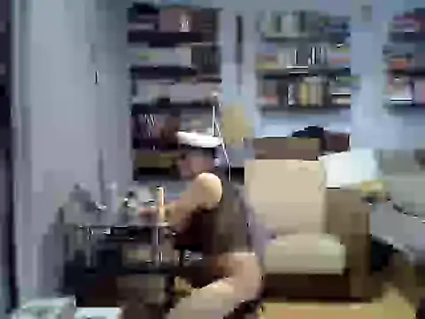 Snapshot of crusoerr chatting on 06.16.26 crusoerr online show from 06.16.26