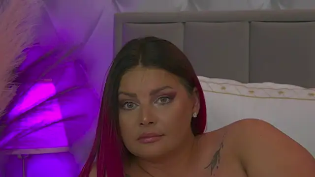 Snapshot of RissaRheys chatting on 03.17.25 RissaRheys online show from 03.17.25