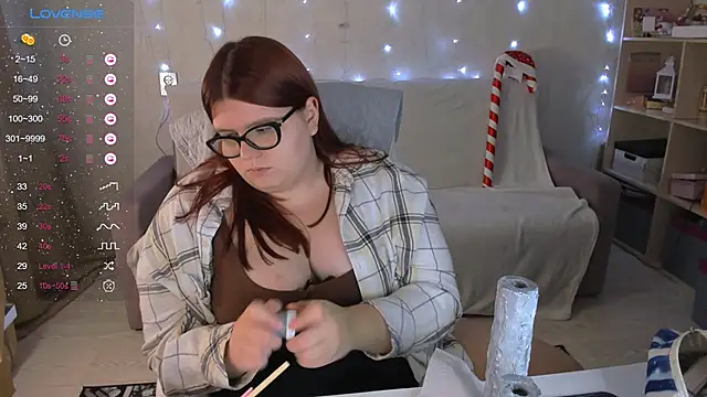 Snapshot of Melissa_Purr chatting on 12.24.24 Melissa Purr online show from 12.24.24