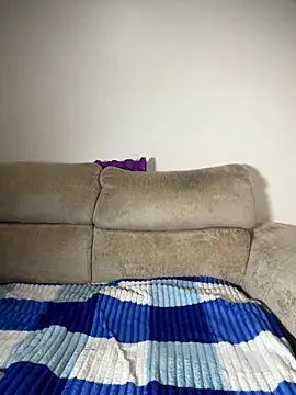 Rose berry online show from 02.28.26