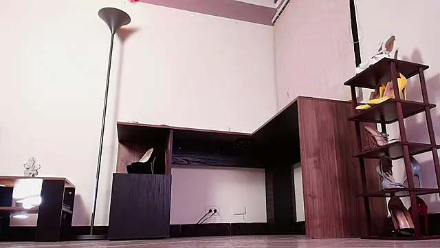 missmabelle online show from 12.17.25