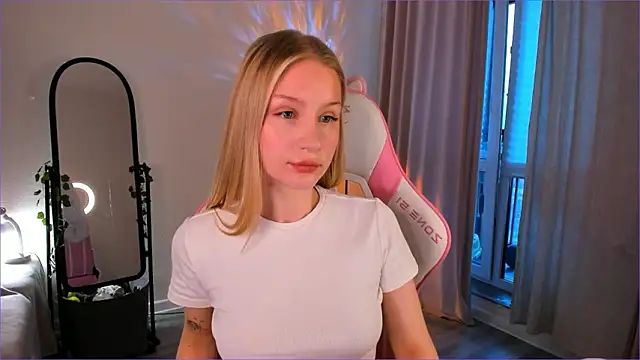 Eva Davi online show from 03.09.26