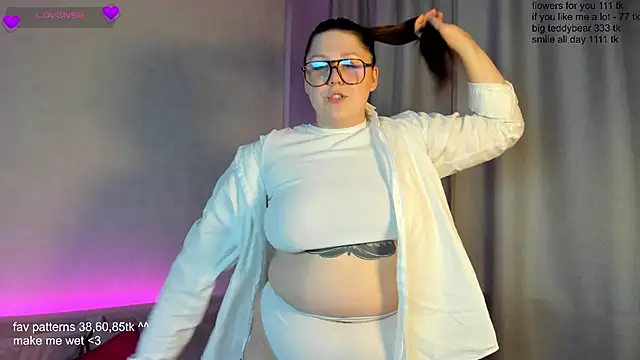 Ruth Oliver online show from 03.08.25