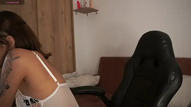 MissKorah online show from 12.18.24