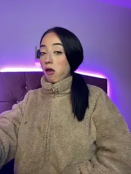 Ady 18 online show from 03.04.25