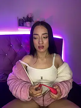 Ady 18 online show from 03.13.25