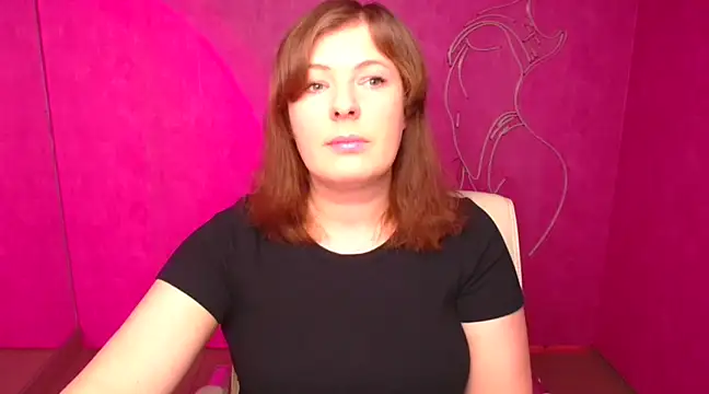 Snapshot of Lissmilf chatting on 03.19.25 Lissmilf online show from 03.19.25