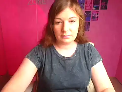 Snapshot of Lissmilf chatting on 11.27.25 Lissmilf online show from 11.27.25