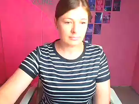 Snapshot of Lissmilf chatting on 07.26.26 Lissmilf online show from 07.26.26