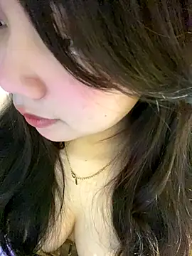 Hotellinh12 online show from 11.15.25