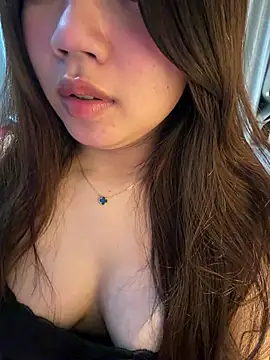 Hotellinh12 online show from 04.08.26