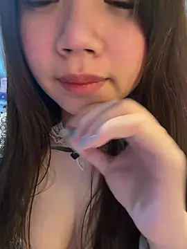 Hotellinh12 online show from 04.20.26