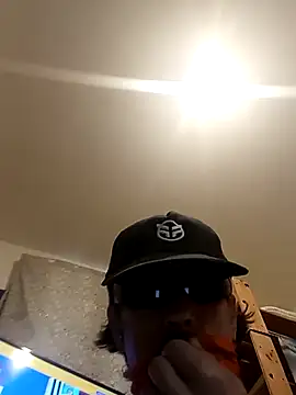 Snapshot of AquaticMovement74 chatting on 09.26.25 AquaticMovement74 online show from 09.26.25