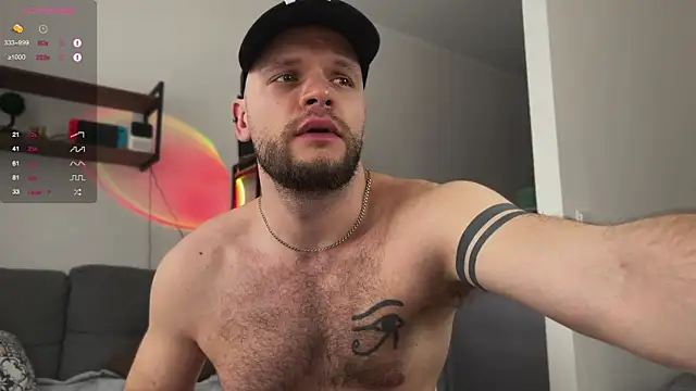 Snapshot of maxx_alexx chatting on 03.18.25 maxx alexx online show from 03.18.25