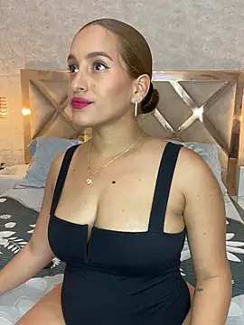 Agnescruzz online show from 01.31.25