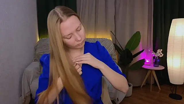 Snapshot of CarolynCohen__ chatting on 01.23.25 CarolynCohen online show from 01.23.25