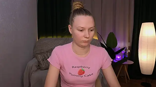 Snapshot of CarolynCohen__ chatting on 01.30.25 CarolynCohen online show from 01.30.25