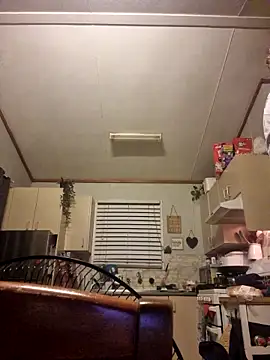 Snapshot of Off_the_Lesh chatting on 03.09.26 Off the Lesh online show from 03.09.26