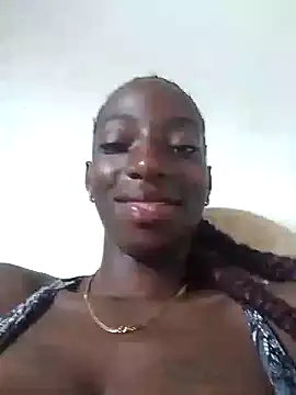 Snapshot of spicycouplex chatting on 10.25.25 spicycouplex online show from 10.25.25