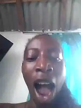 Snapshot of spicycouplex chatting on 11.14.25 spicycouplex online show from 11.14.25