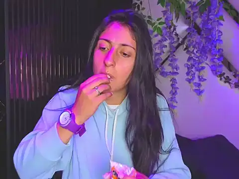 Cameron cutte online show from 12.20.25