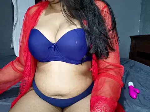 Snapshot of Loveshash1 chatting on 03.16.25 Loveshash1 online show from 03.16.25