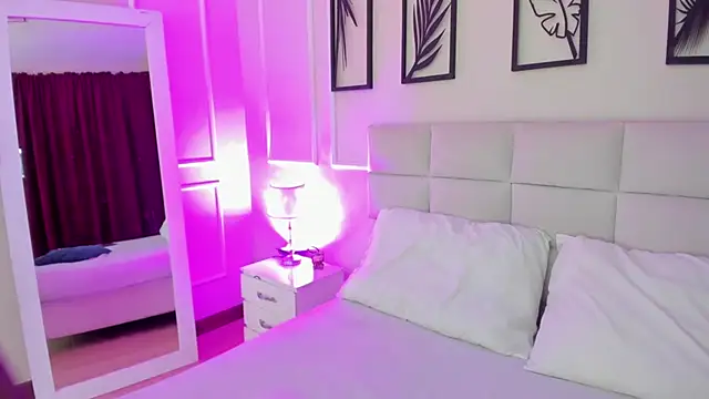 Alisa  walker online show from 01.22.25