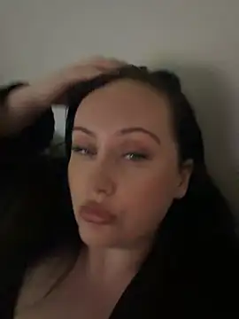 CurvyQueen2023 online show from 03.28.26