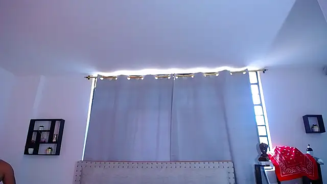 Chiqui milk  online show from 03.10.25