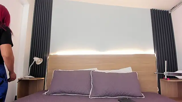 Chiqui milk  online show from 09.17.25