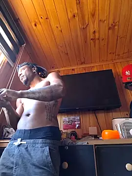 calientoboy online show from 03.06.25