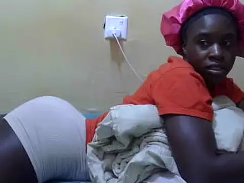 Snapshot of sweet_lily2 chatting on 03.19.25 sweet lily2 online show from 03.19.25