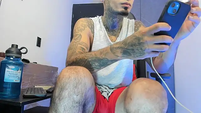 Snapshot of sergiio_mesa27 chatting on 02.26.25 sergiio mesa27 online show from 02.26.25