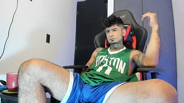 Snapshot of sergiio_mesa27 chatting on 03.05.25 sergiio mesa27 online show from 03.05.25