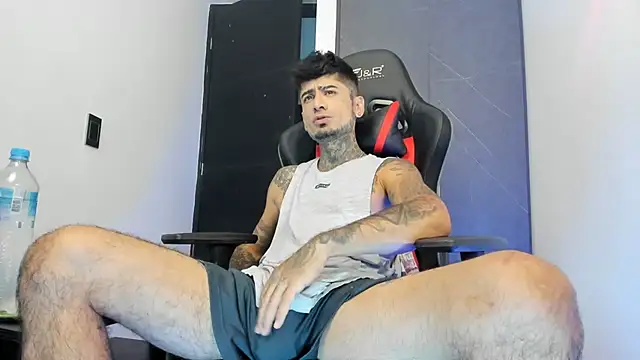 Snapshot of sergiio_mesa27 chatting on 03.07.25 sergiio mesa27 online show from 03.07.25