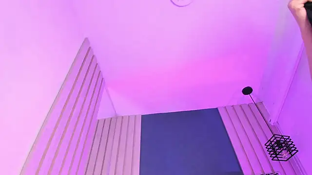 Snapshot of miel_gomez chatting on 09.12.25 miel gomez online show from 09.12.25