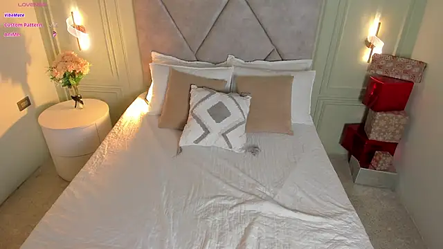  Miss Kimm online show from 12.16.25