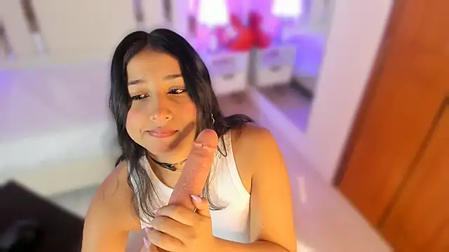 Miliaangeles online show from 10.02.25