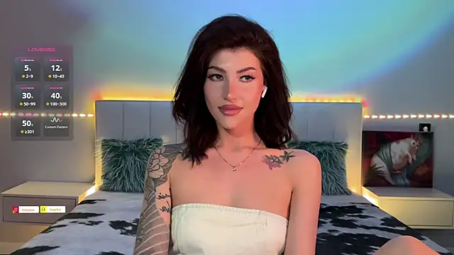 ellie miu online show from 04.10.26