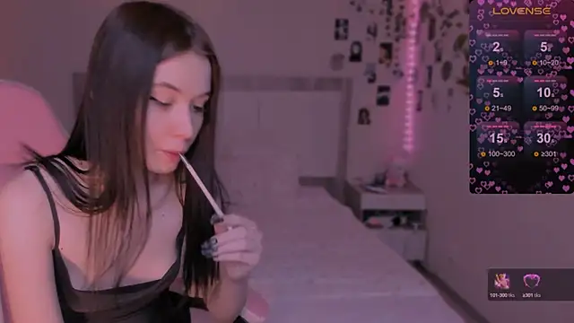 Snapshot of CoddleWeeper_ chatting on 12.16.24 CoddleWeeper online show from 12.16.24