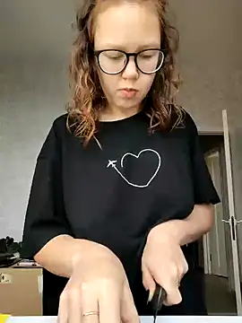  AnMiss  online show from 10.16.25